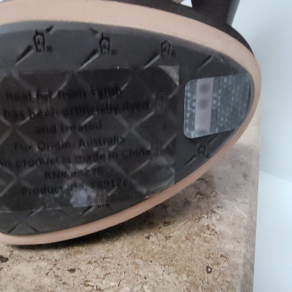 New in box - UGG Jamison Size 7.5 Chocolate - Picture 5 of 6